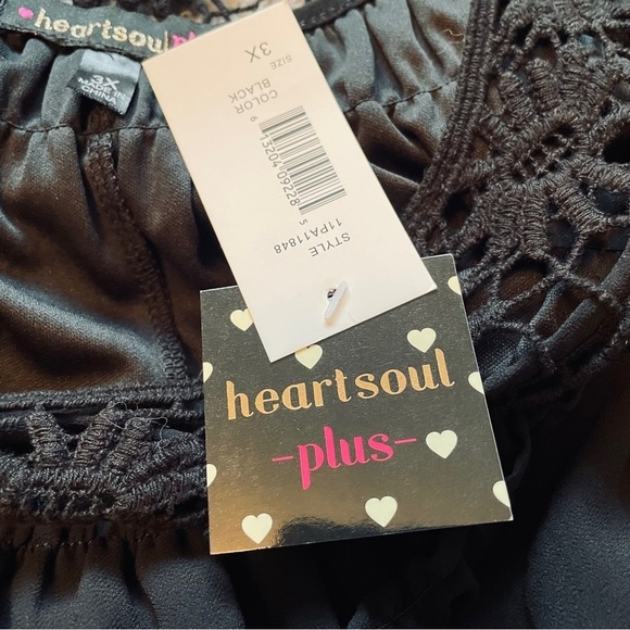 Heart Soul Plus Black Chiffon Mini-Shirred Sleeves-Embroidered Lace-Size 3X - Picture 7 of 11